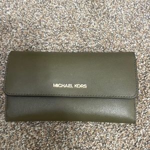 Michael Kors wallet